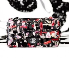 香奈儿Chanel 2011春夏系列小羊皮编织印花薄绸经典口盖包